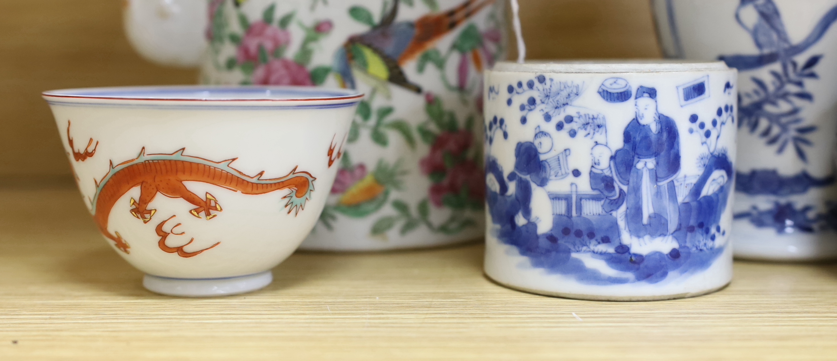 An early 20th century Chinese blue and white vase, a famille rose tea pot, etc. (5)